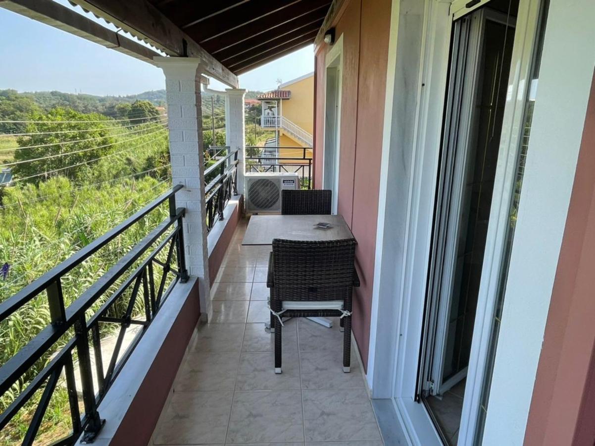 Ferienwohnung Angelika House 2 Marathiás Exterior foto