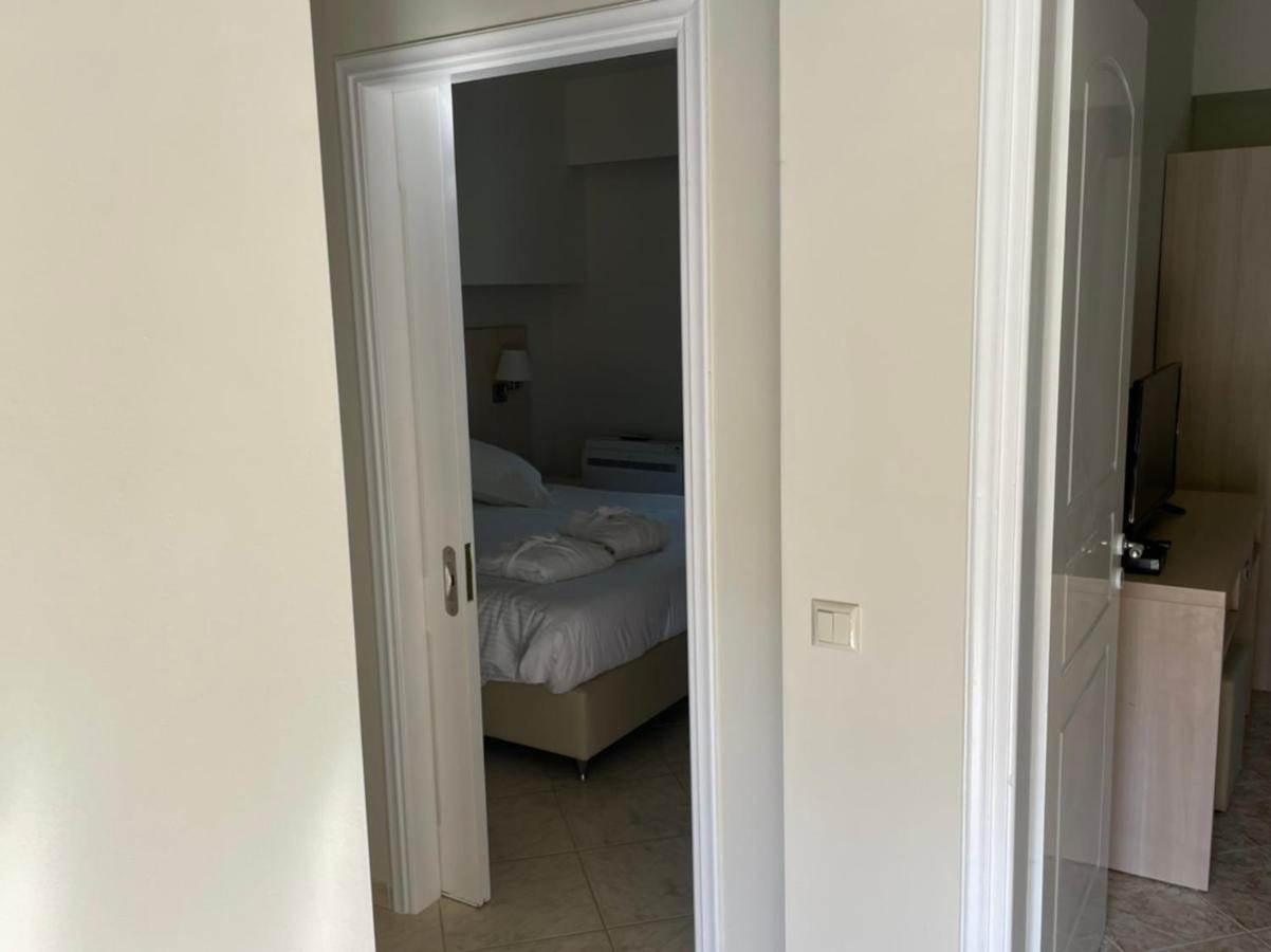 Ferienwohnung Angelika House 2 Marathiás Exterior foto